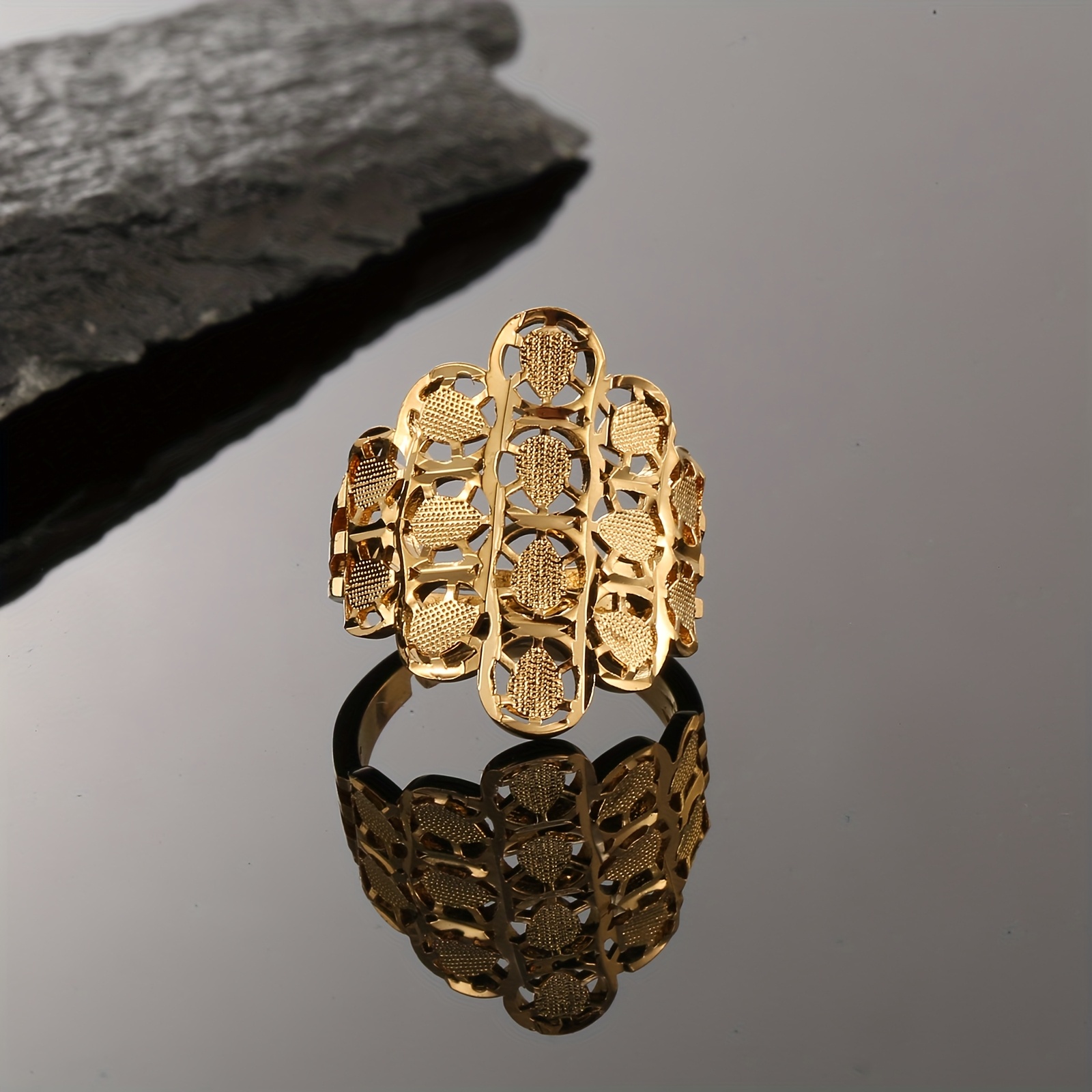 Elegant Adjustable Ring, 22K Gold-Plated Copper Design
